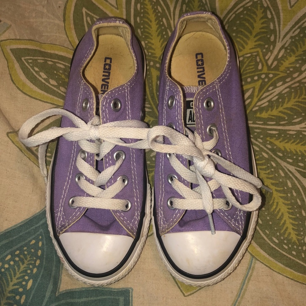 Kid’s size 12 purple Converse